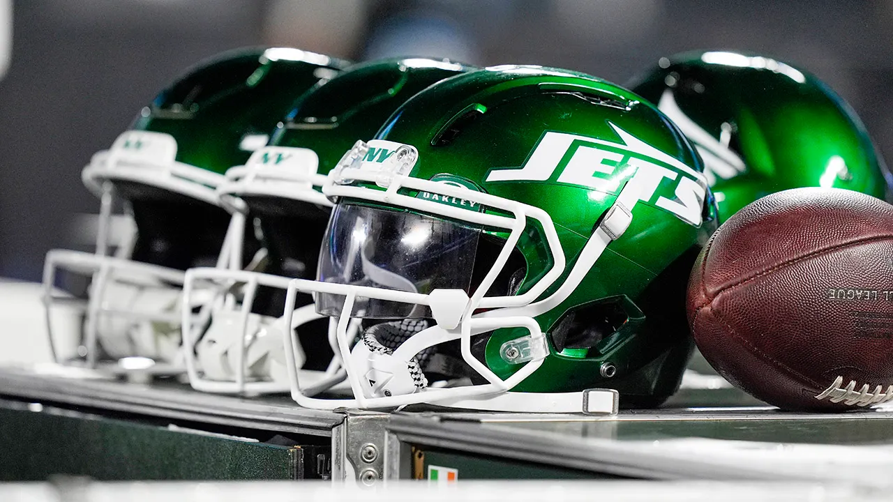 Jets label employee's lawsuit claims as entirely untrue in reply