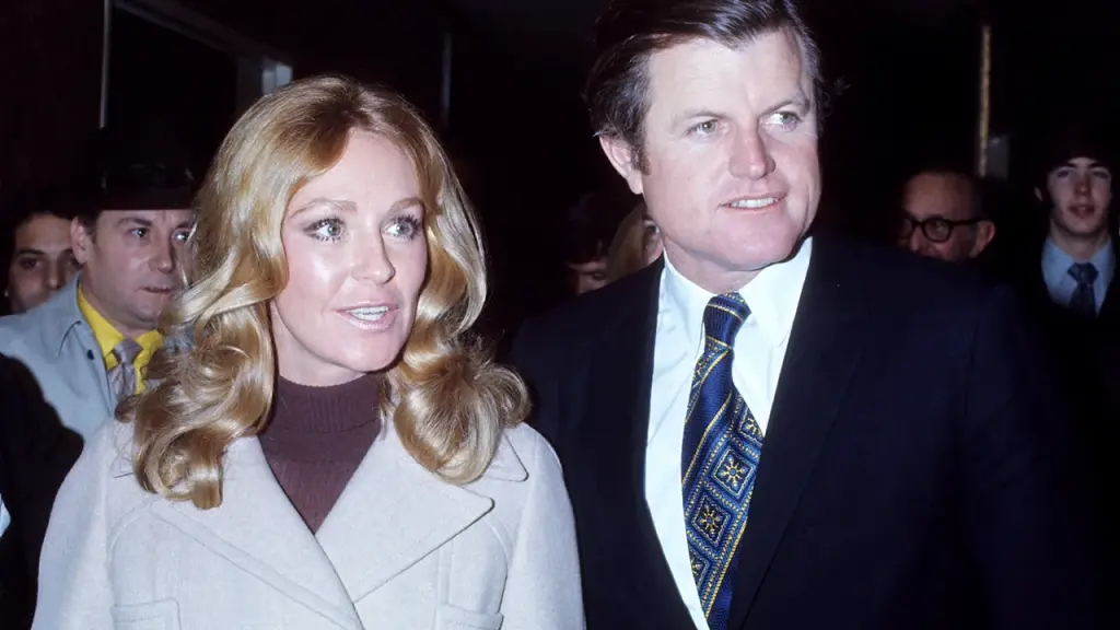 Joan Kennedy, the ex-wife of Ted Kennedy, passes away at 89