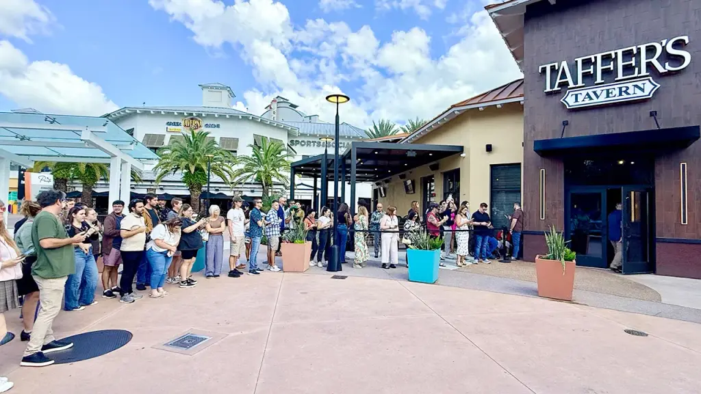 Jon Taffer launches a new Taffer's Tavern on Orlando's I-Drive