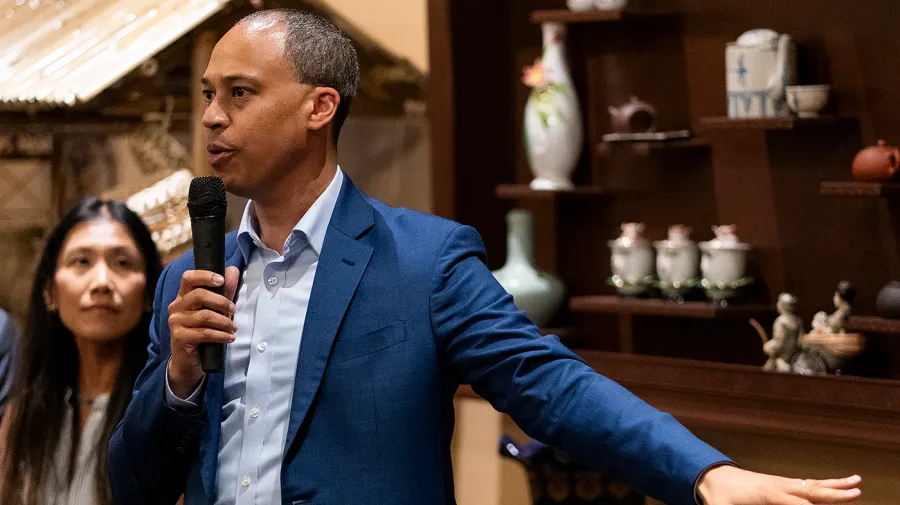 Jones defends himself over violent texts, reckless driving at Virginia attorney general debate