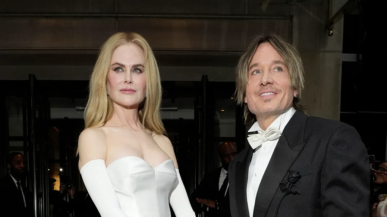 Keith Urban changes a key lyric in a song that was originally influenced by his ex Nicole Kidman.