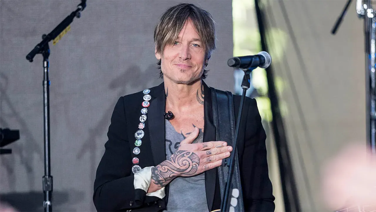 Keith Urban gets emotional over a meaningful birthday present during divorce news