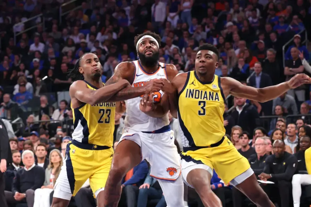 Knicks' approach to managing Mitchell Robinson's playing time is becoming more defined