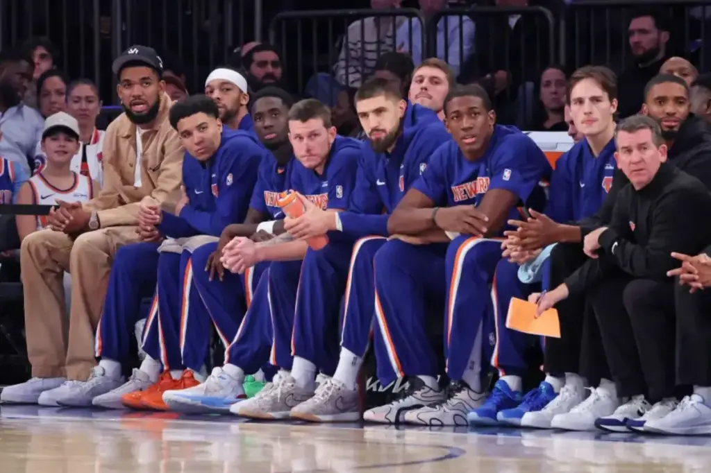 Knicks complete preseason without using their full starting lineup.