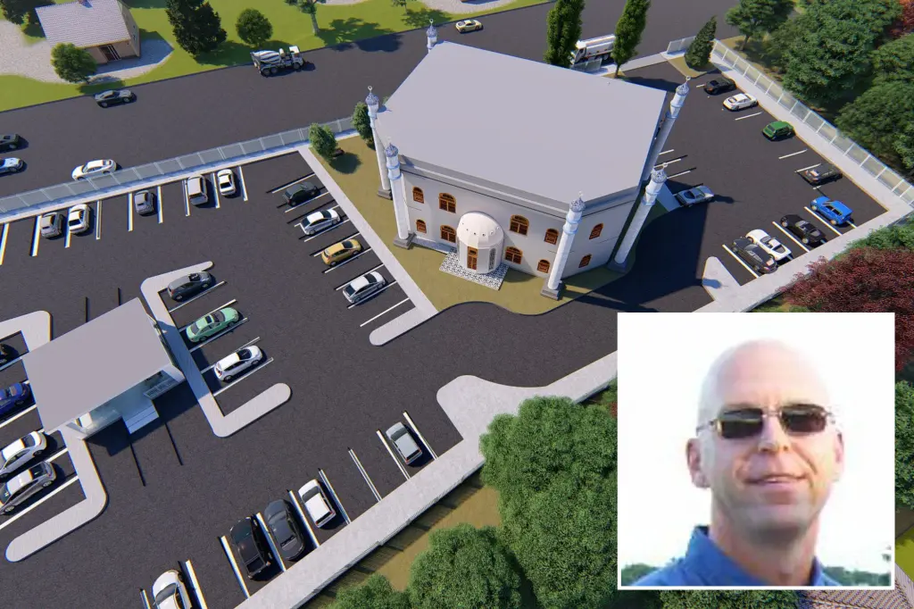 Long Island town dismisses ‘bigot’ traffic expert it had just supported hours after a report revealed his offensive remarks