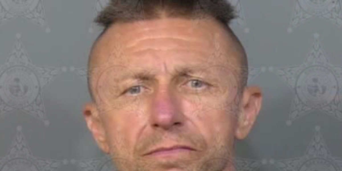 Man takes car with a one-year-old inside from gas station, then quickly brings it back and apologizes to the mother, according to police.