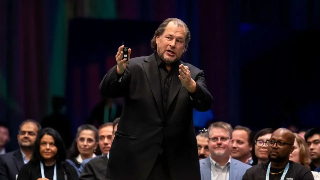 Marc Benioff supports Trump and calls for the National Guard to be sent to San Francisco.