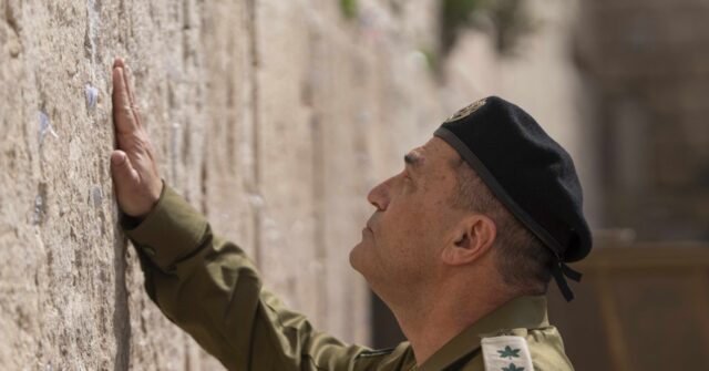 Military Leader Announces Success, Commends 'Brave Generation' That Battled in Conflict