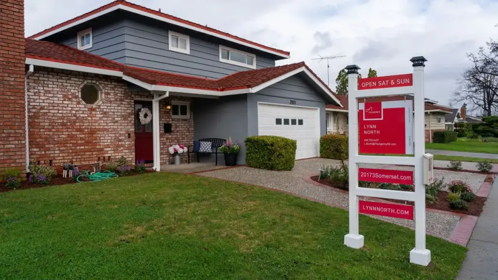 Mortgage rates drop to 6.27%