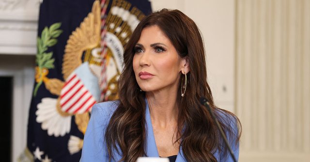 Multiple U.S. Airports Decline to Air Kristi Noem’s Criticism of Democrats Over Government Shutdown