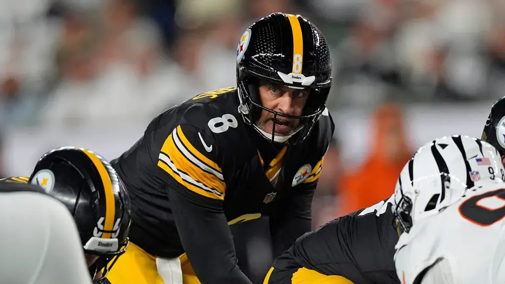 NFL Week 8 2025 lineup: Aaron Rodgers and Steelers face the Packers