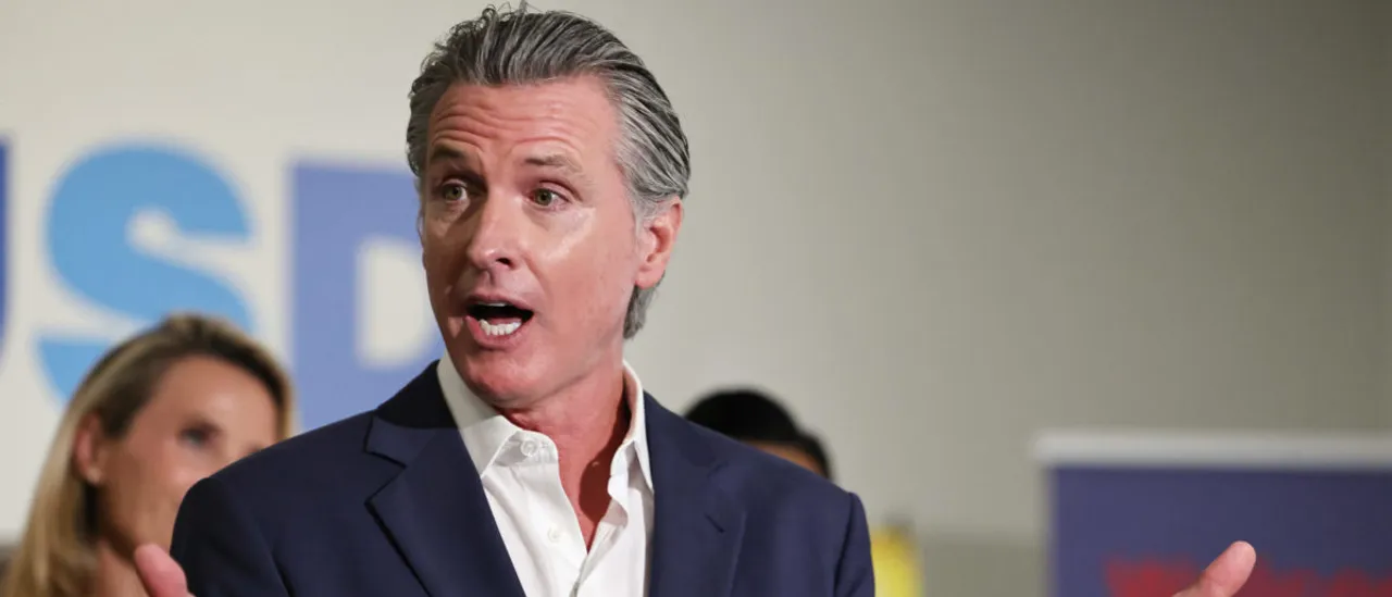 Newsom Requires Apple and Google to Monitor Children's Ages with New California Law