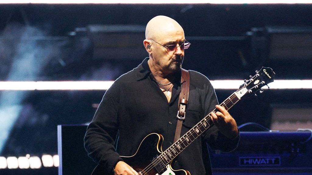 Oasis guitarist Paul Arthurs withdraws from reunion tour to focus on cancer treatment