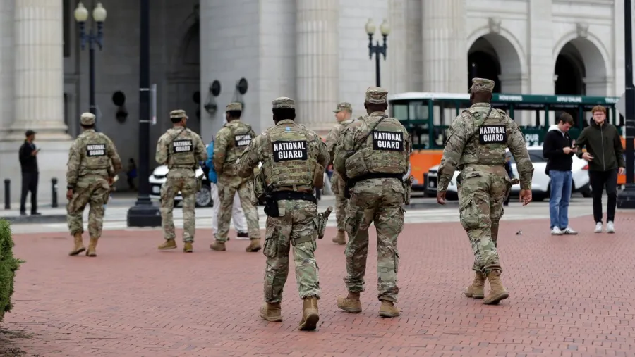 Pentagon deploys 500 troops as a rapid response team in each state, according to reports