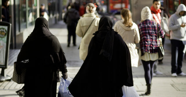 Portugal's Parliament Approves Burqa Ban for Women's Protection