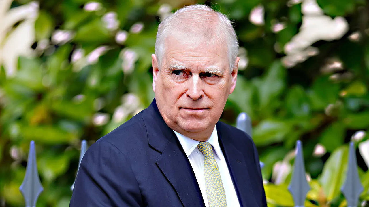 Prince Andrew seeks payment in negotiations over leaving Royal Lodge, authority says.