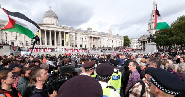 Pro-Palestinian Activists in the UK Demonstrate Days After Synagogue Terror Attack