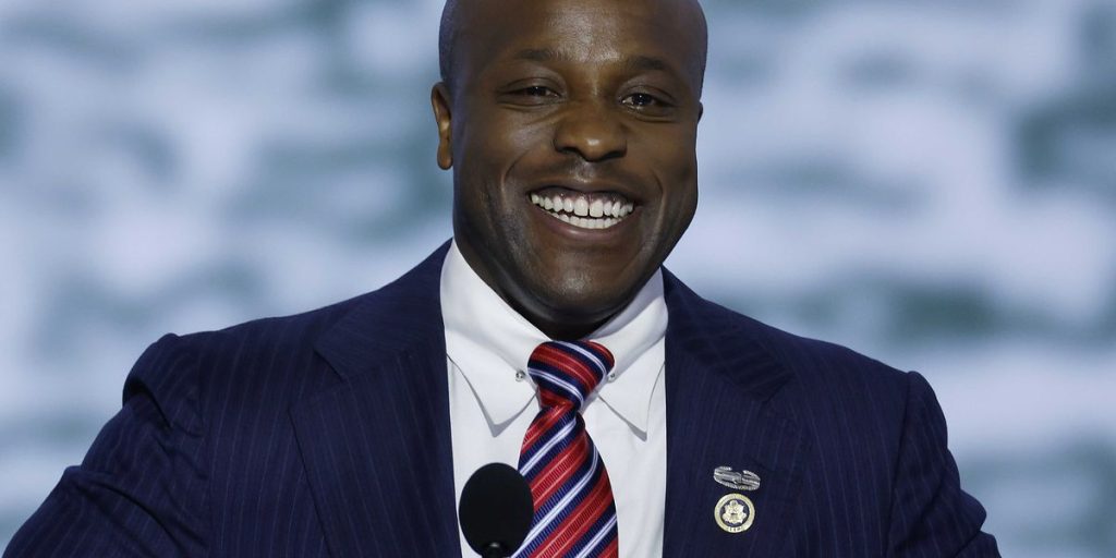 Republican lawmaker complicates Texas Senate primary race