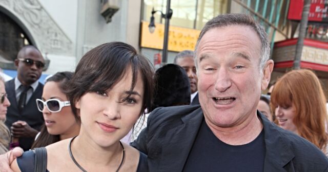 Robin Williams' Daughter Appeals for People to Stop Sending AI Videos of Her Late Father: 'This Isn't Art'