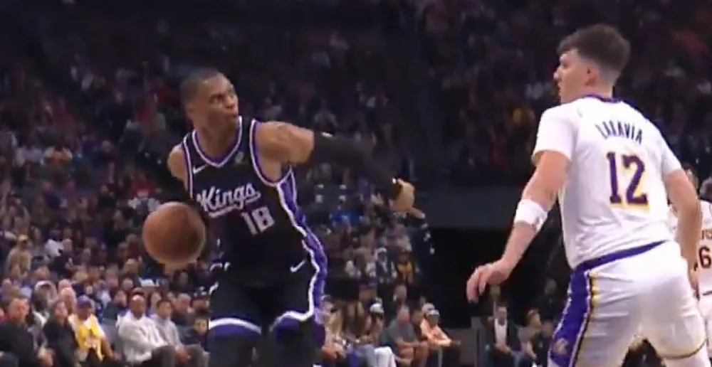 Russell Westbrook laughed and pointed at a Lakers player while scoring on him