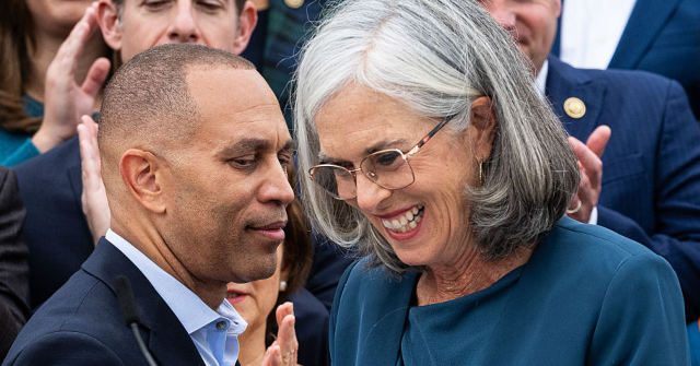 Second-ranking House Democrat acknowledges that families affected by the shutdown provide negotiation power.