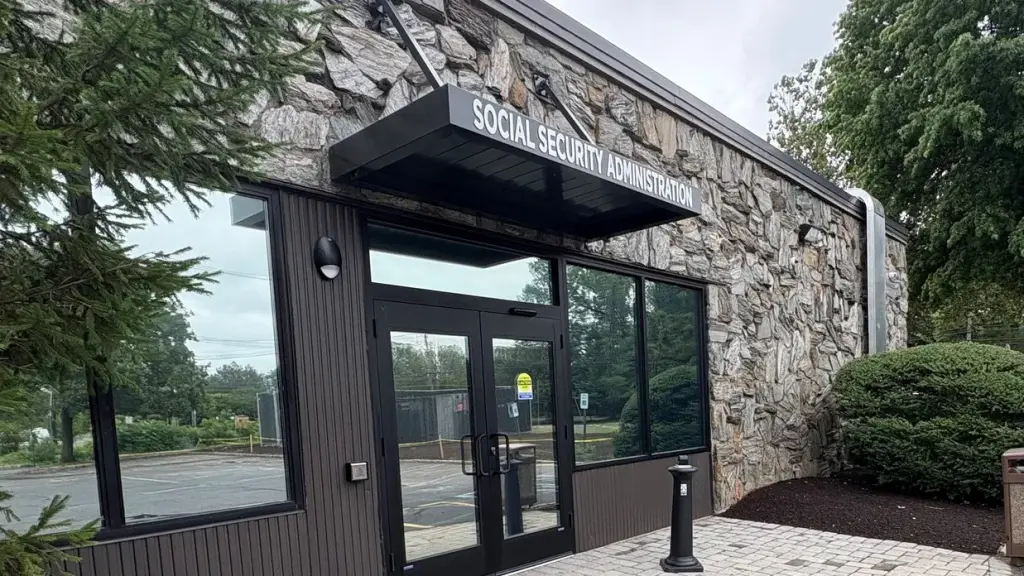 Seniors, note the date! The announcement for the 2026 Social Security COLA is set.