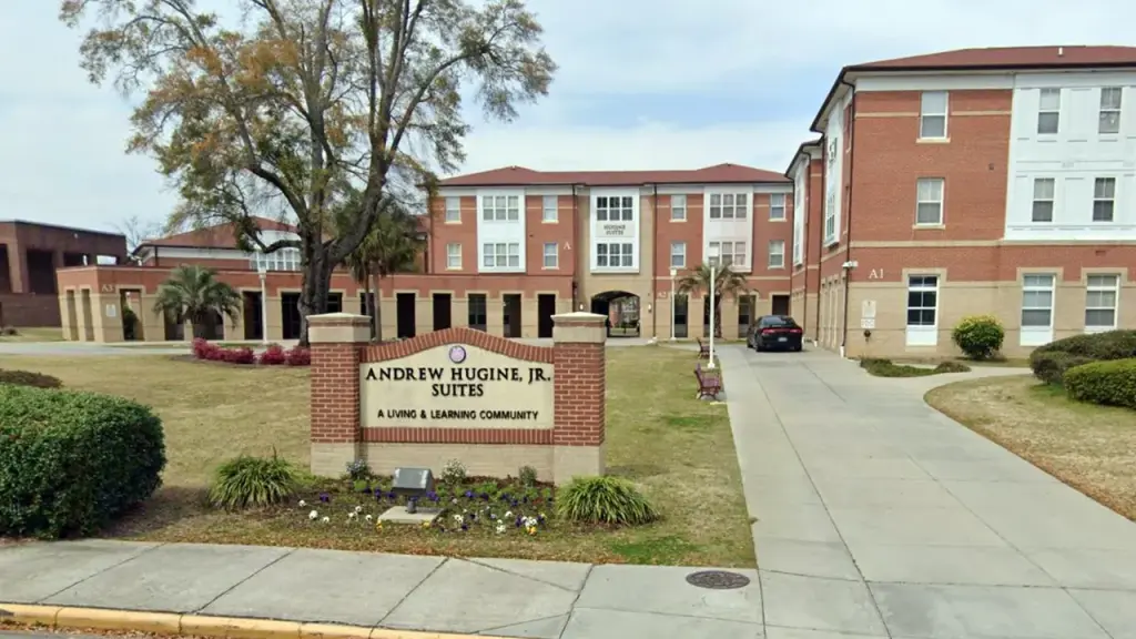 Shooting at South Carolina State dormitory leads to campus lockdown