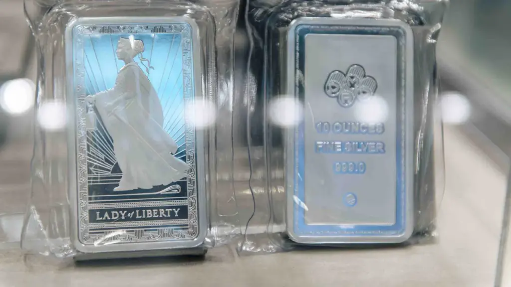 Silver reaches $50 per ounce for the first time due to geopolitical and economic concerns