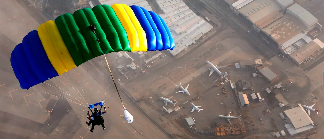 Skydiving Instructor Dies, Officials Save Another Skydiver Stuck in Tree