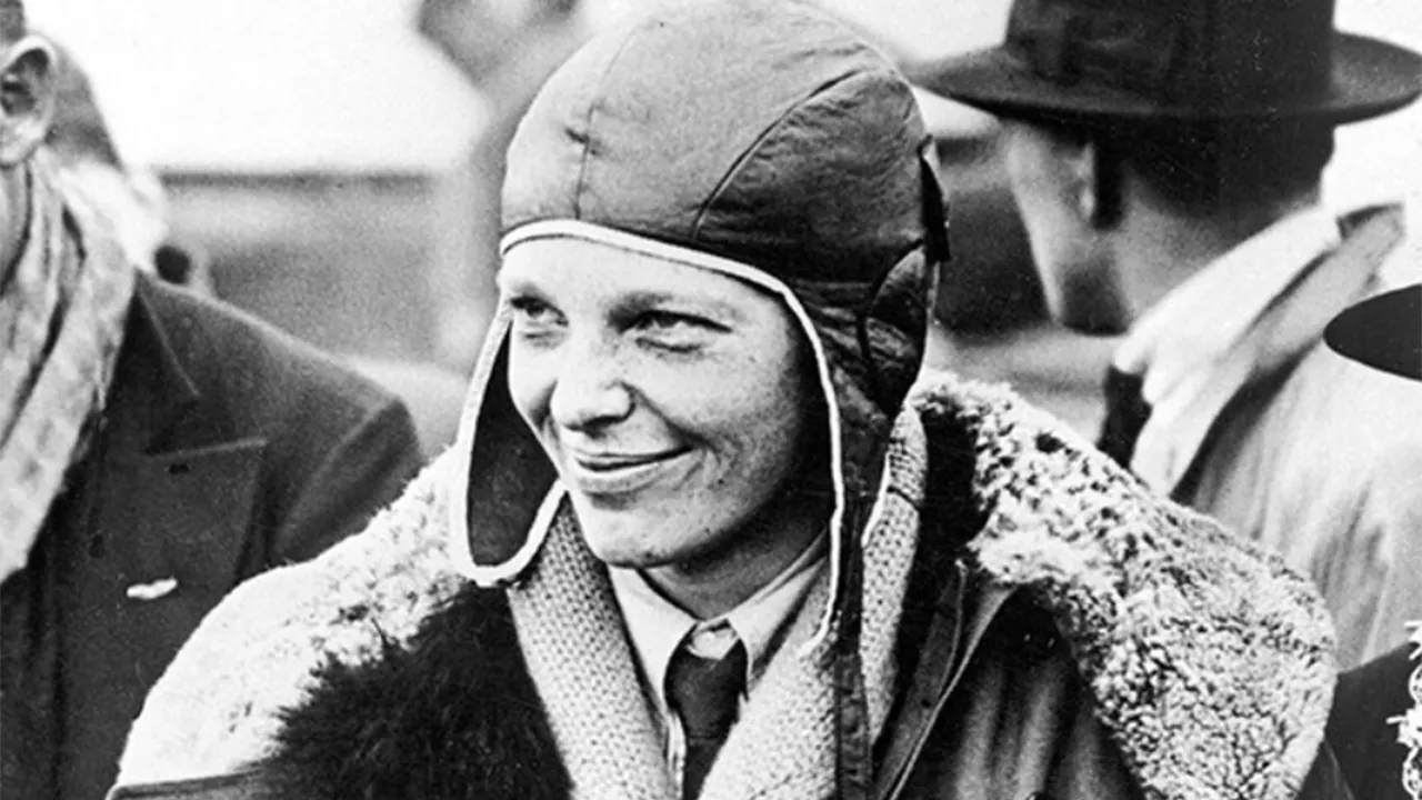 Specialist presents a daring new assertion about Amelia Earhart's disappearance