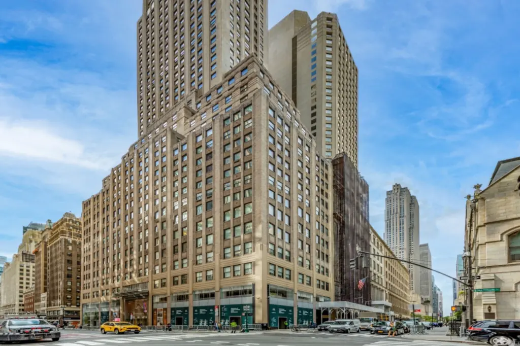 Summit Properties acquires leasehold at 444 Madison for $41.7 million