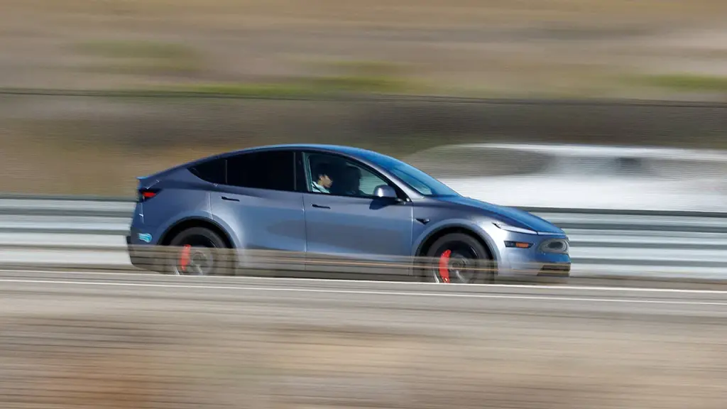 Tesla reintroduces Mad Max mode in new Full Self-Driving update