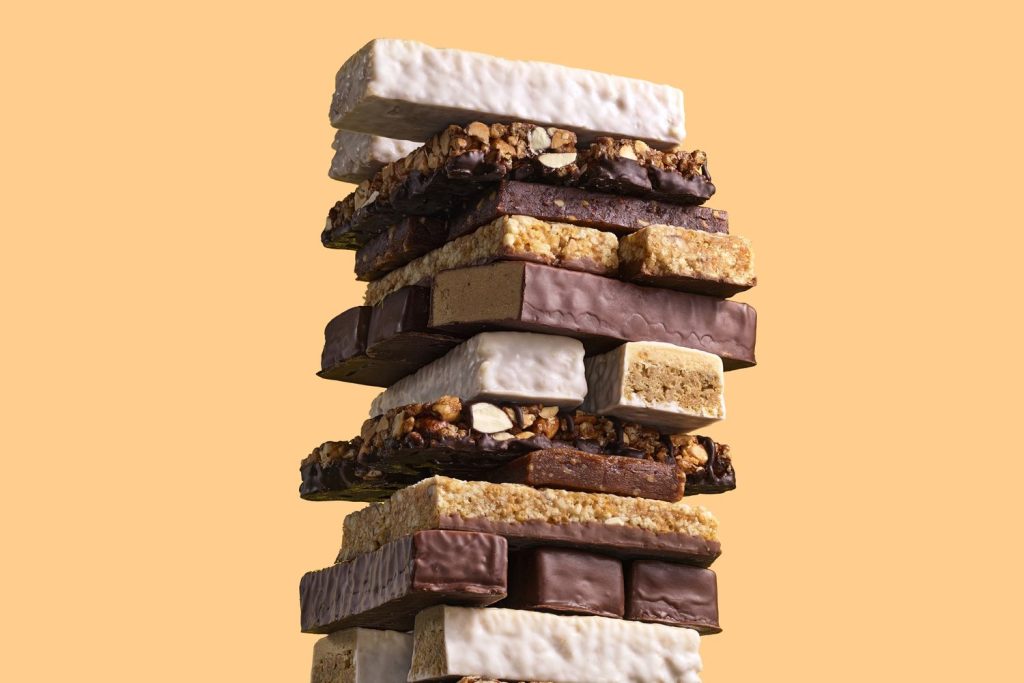 The 5 Healthiest Protein Bars Available at the Supermarket, According to Nutrition Experts