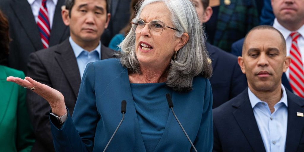 "These people are unwell": Trump administration criticizes leading Democrat for defending the pain caused by the shutdown.