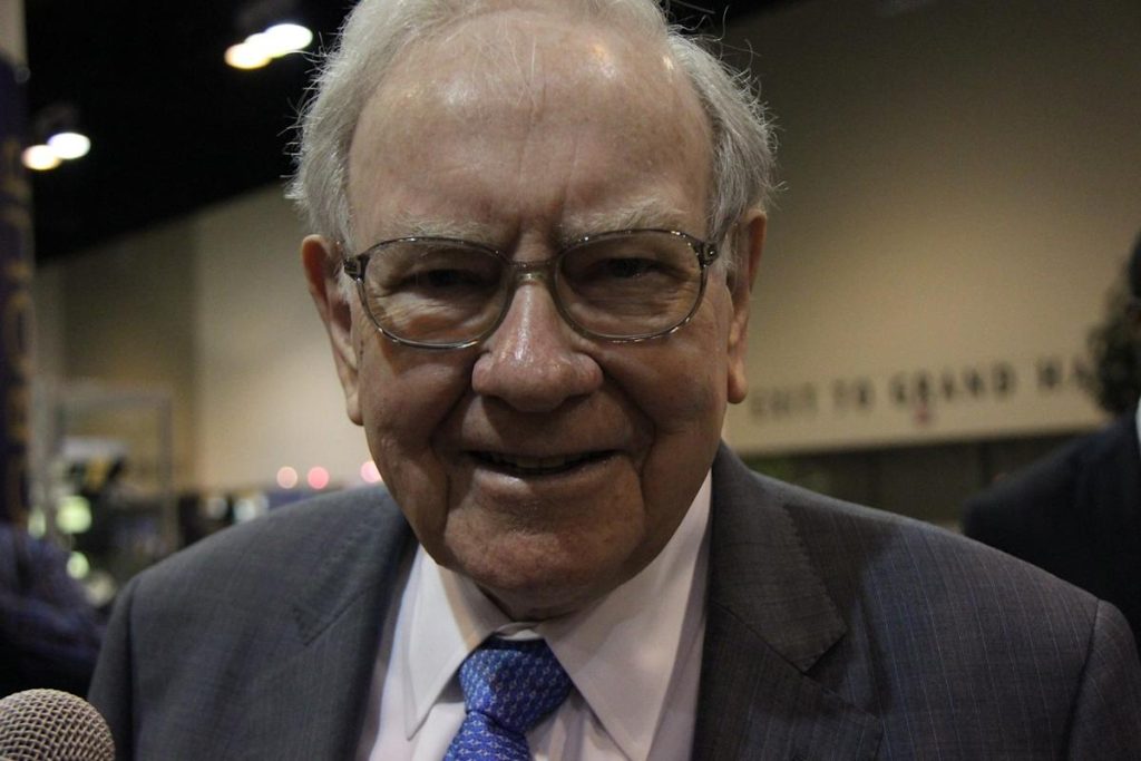 Three Best Buffett Stocks to Invest in and Keep for the Long Term