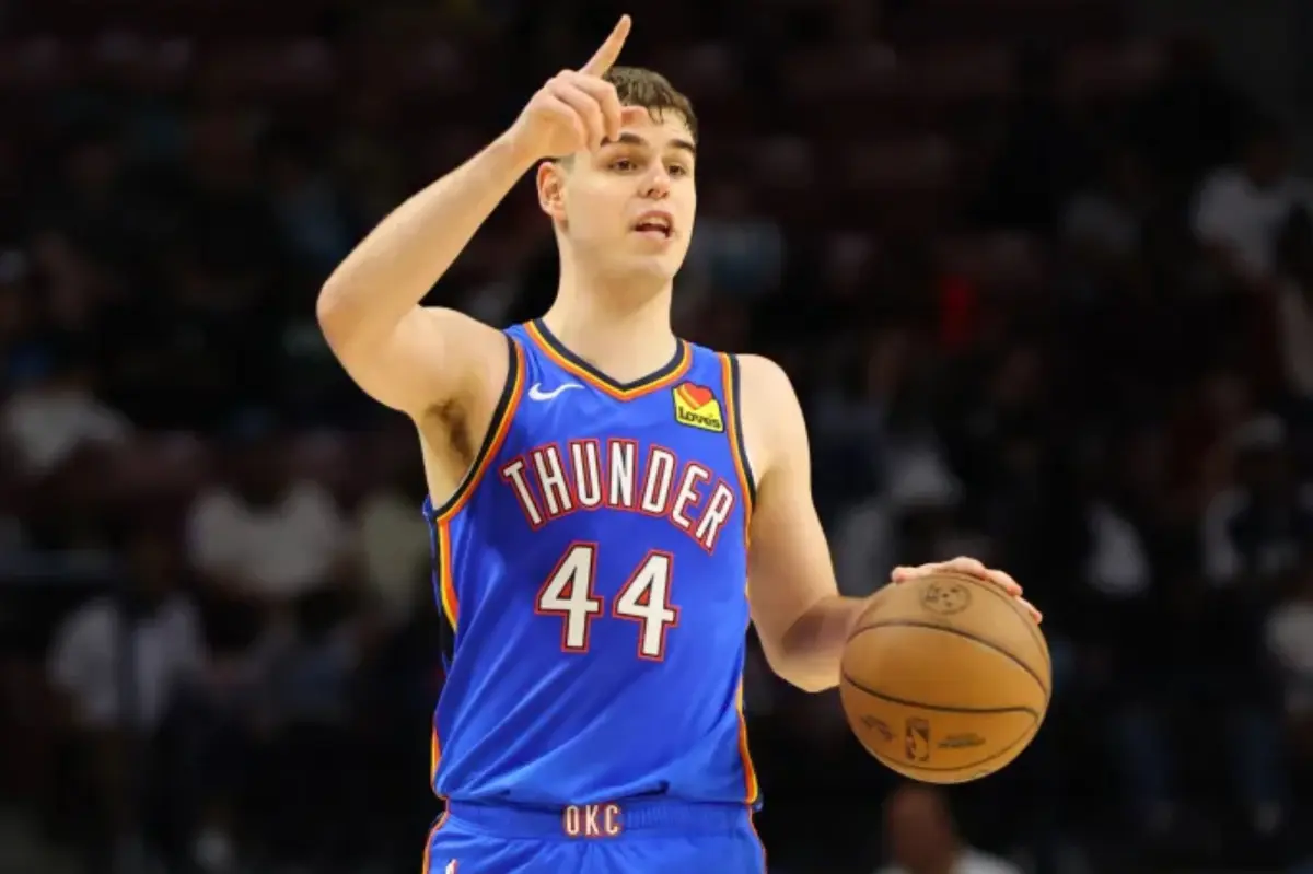 Thunder guard Nikola Topić receiving care for testicular cancer