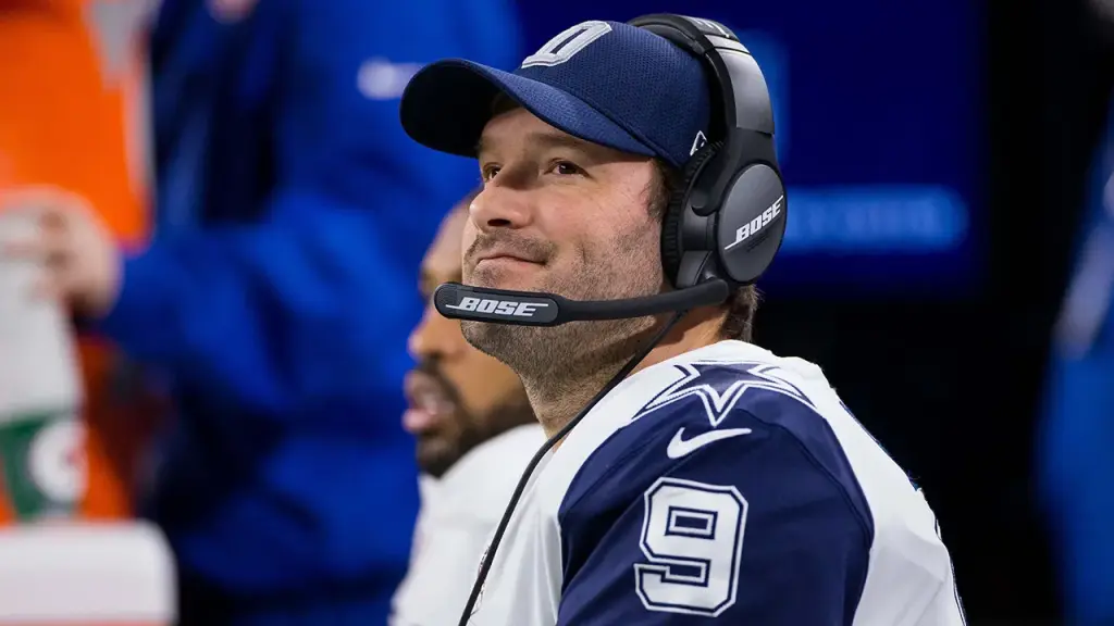 Tony Romo questions NFL officiating