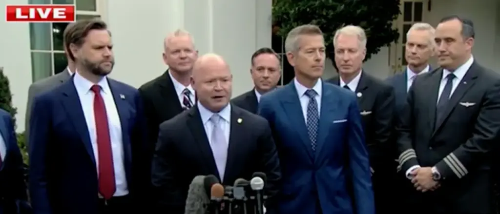 Top Industry Leader and Union Head Urge Democrats to Give Up and Conclude Government Shutdown