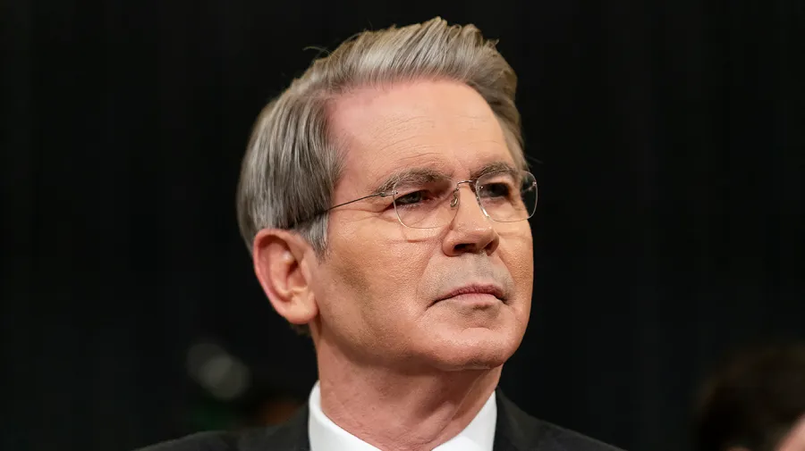 Treasury Department supports Trump's plan for a $1 coin