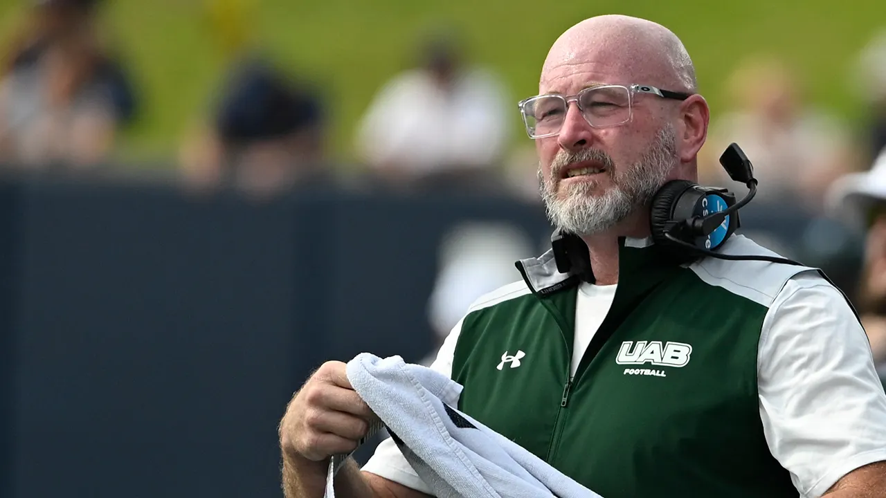 Trent Dilfer and UAB separate ways