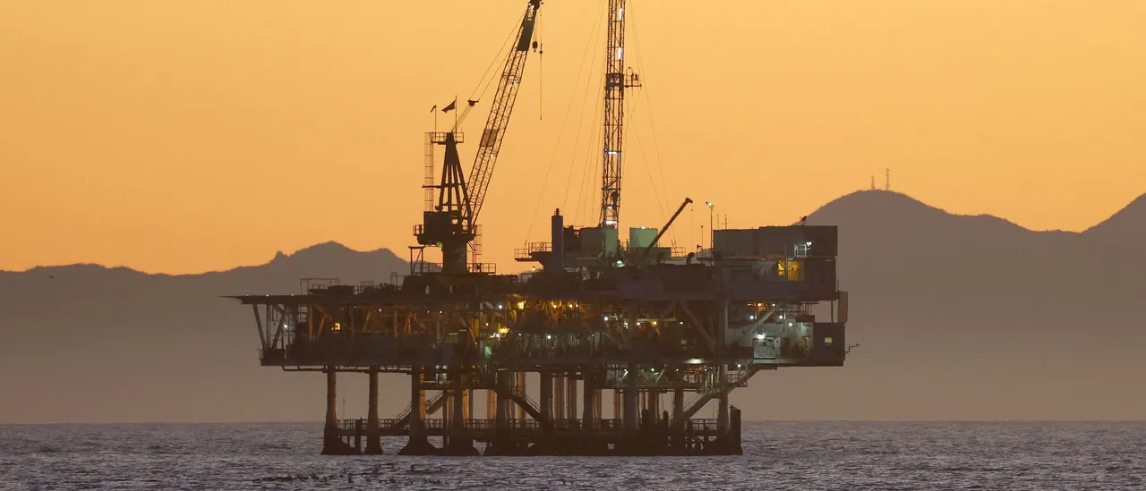 Trump Administration Pushing Ahead With Oil And Gas Permits During Government Shutdown