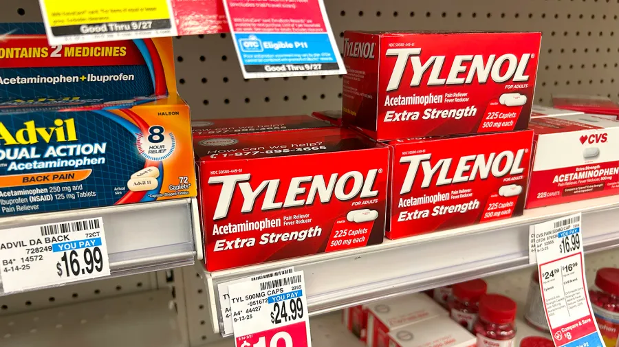 Trump issues fresh caution regarding Tylenol use for pregnant women