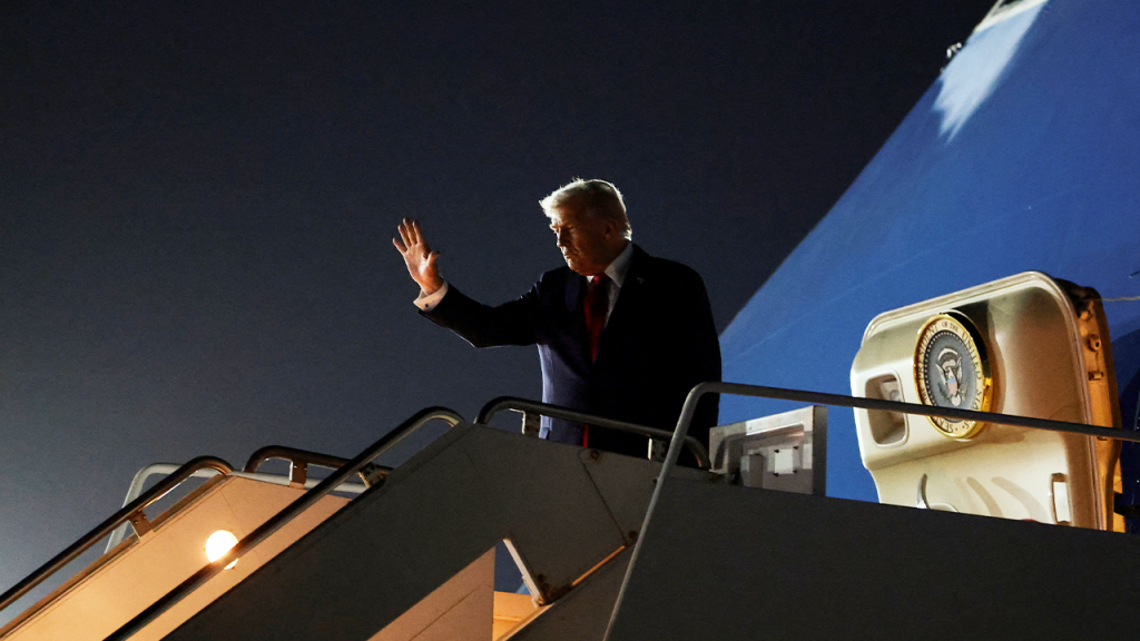 Trump proposes Netanyahu grant a pardon during speech to Israeli parliament