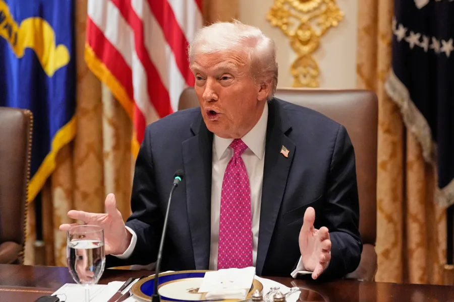 Trump drops f-bomb in Zelensky meeting about Maduro