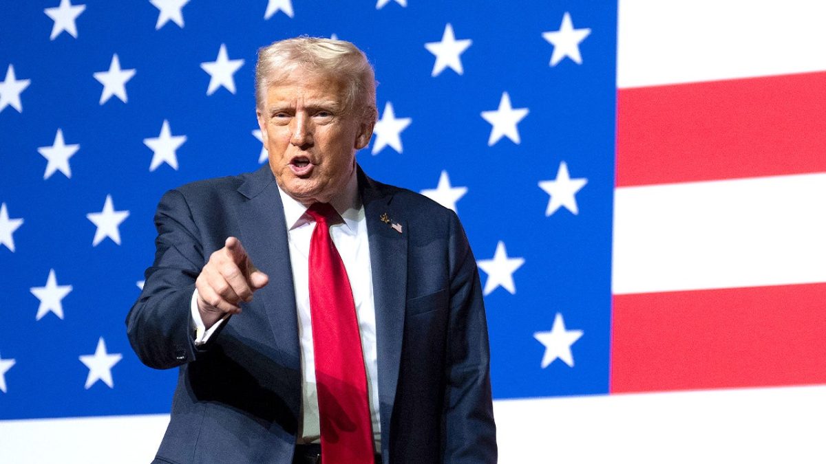 Trump's hectic week includes government shutdown and Hamas demands.