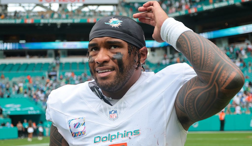 Tua Tagovailoa expresses regret for criticizing his Dolphins teammates