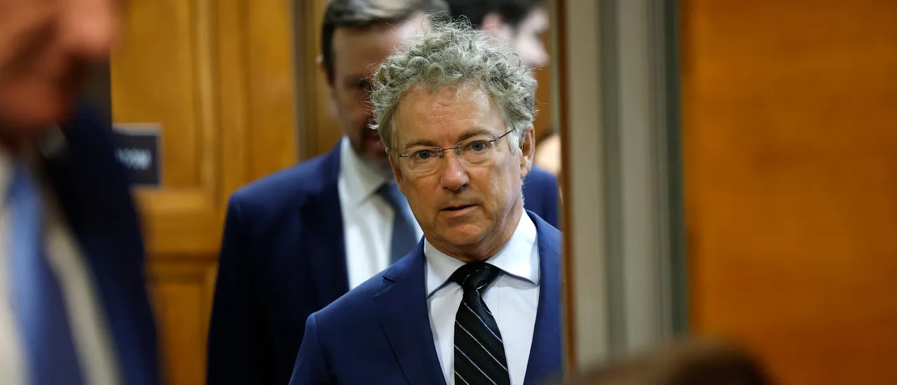 Two Republicans Oppose Trump’s Move Against Narco Boats