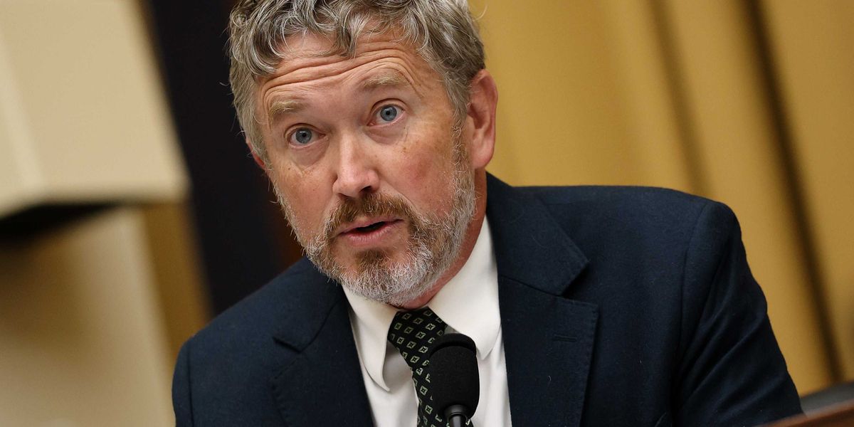 Vance criticizes Massie for opposing the GOP on every issue and making too many enemies.