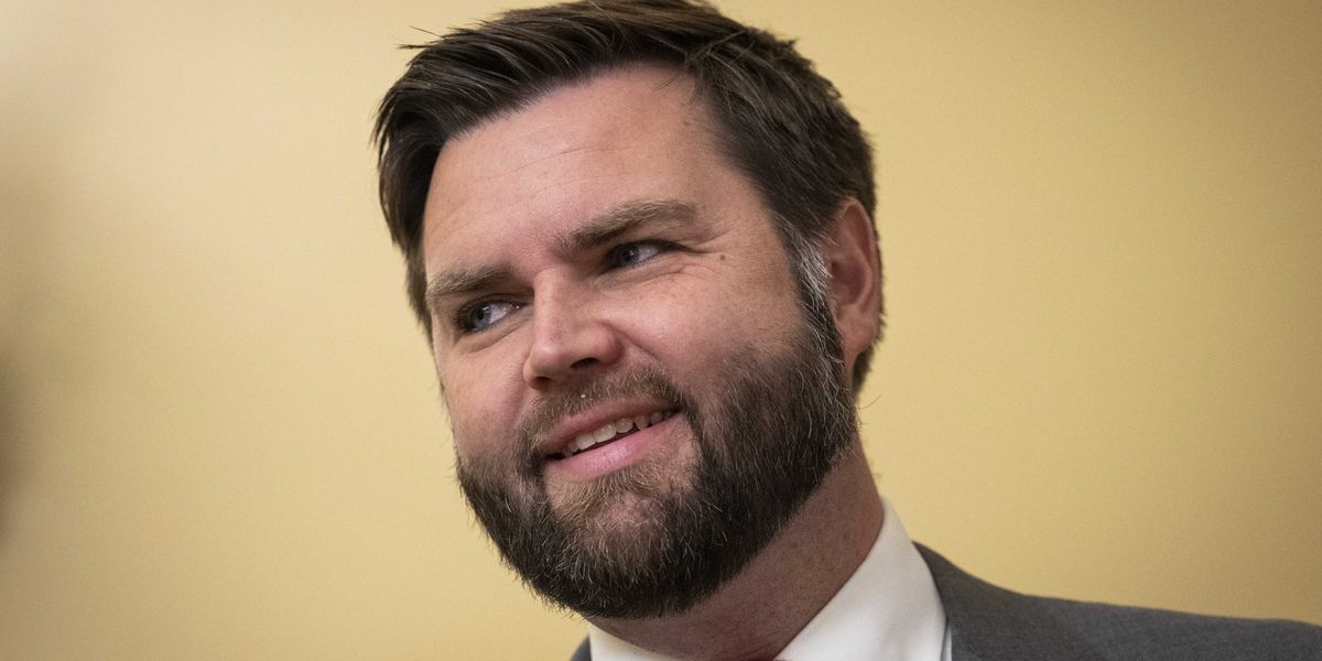 Vance highlights the leaked messages that Americans should pay attention to: 'I won't participate in the panic'.