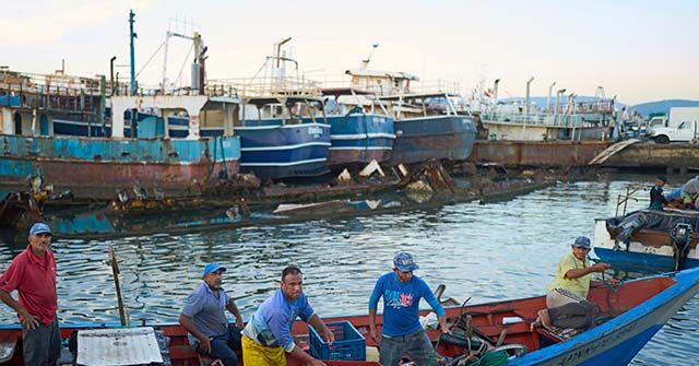 Venezuelan Fishermen Express Greater Fear of Socialists than Trump
